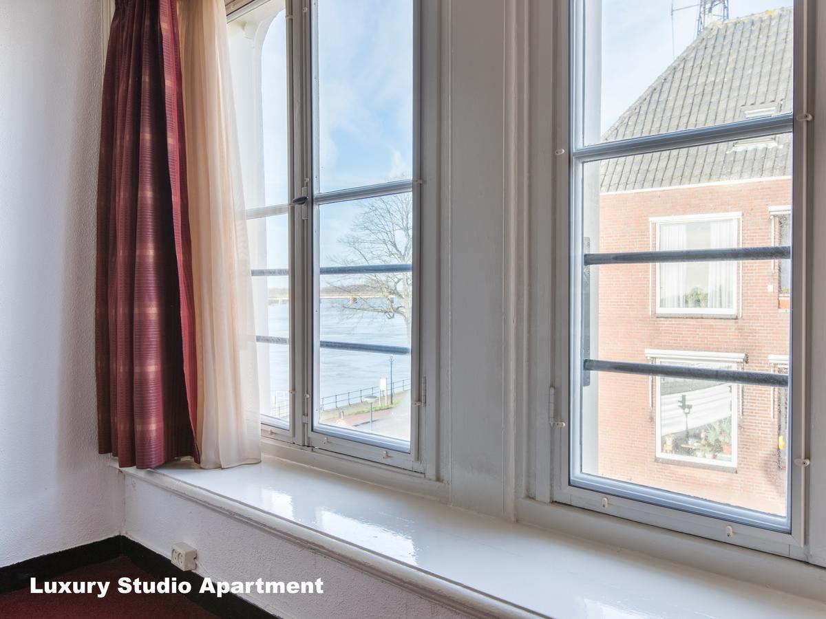 Hotel De Vischpoorte, Hartje Deventer En Aan De Ijssel Екстериор снимка